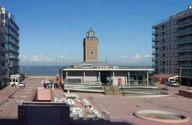 Apartment with a view and parking