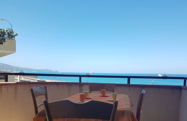 Apartment with Breathtaking View near the "TORRE DELLE CIAVOLE"