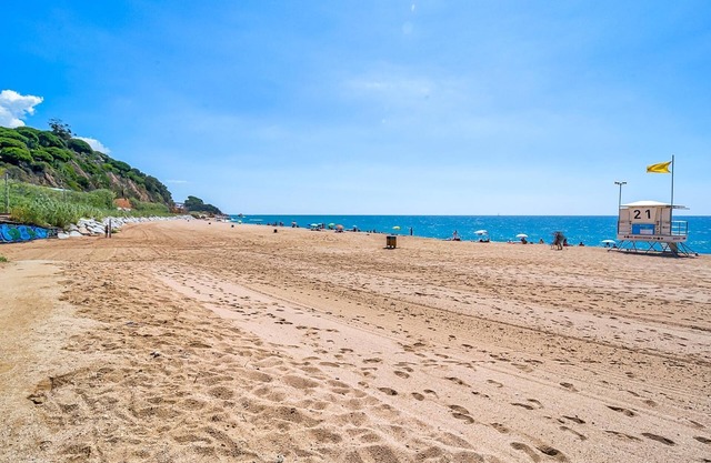 Apartamento con vistas al mar y acceso playa