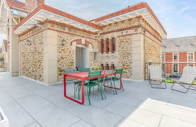 Apartment with private terrace 15 min from Disney