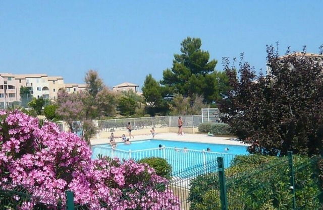Apartment with garden and pool
