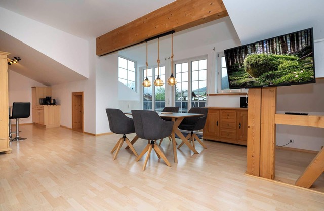 Apartment with roof terrace, washing machine, cable car included in summer.