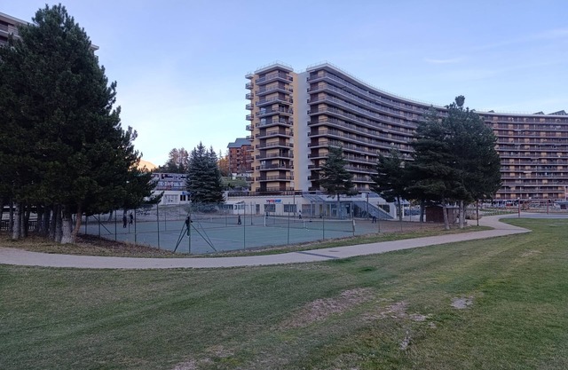 Apartment with splendid view, south-facing, at the foot of the slopes