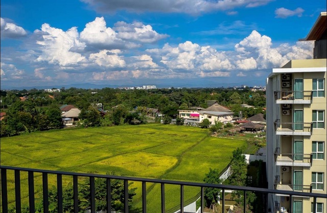 APARTAMENTO CON IMPRESIONANTES VISTAS EN CHIANG MAI