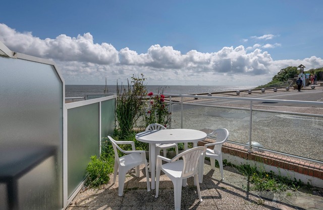 Apartamento con terraza y vista al mar - a 30m de la playa