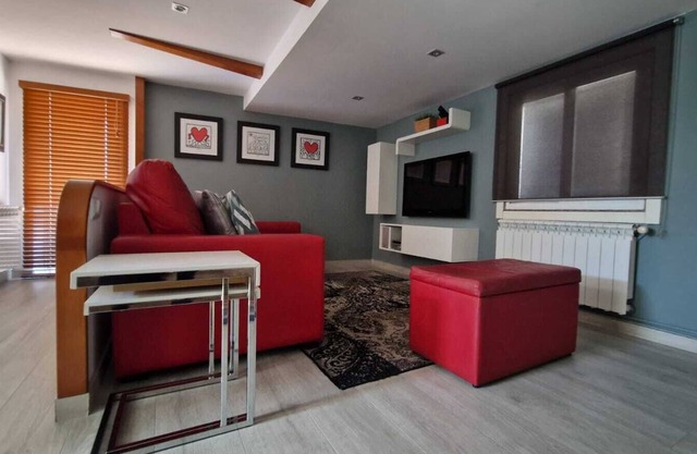 Apartment with terrace in the center of Marín