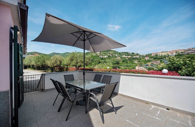 Apartamento 'Zafferano Suites - Lavanda' con vistas al mar, terraza privada y Wi-Fi