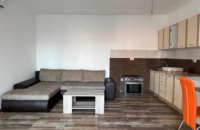 Apartment Zevs 4