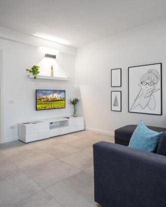 Apartment24