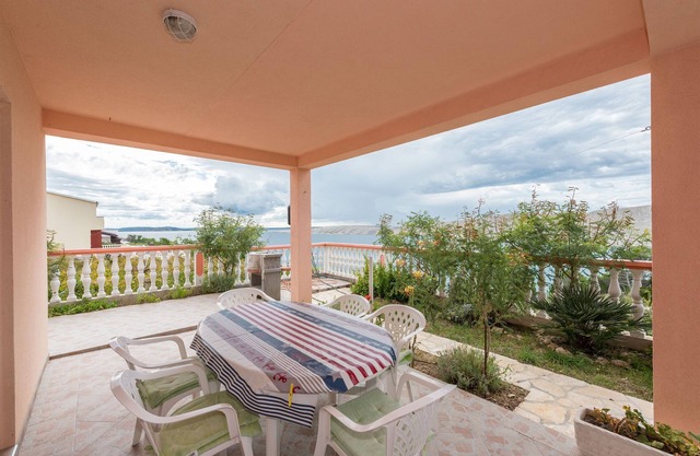 Apartments Anđelo (23932-A2) - Vlasici - isla Pag