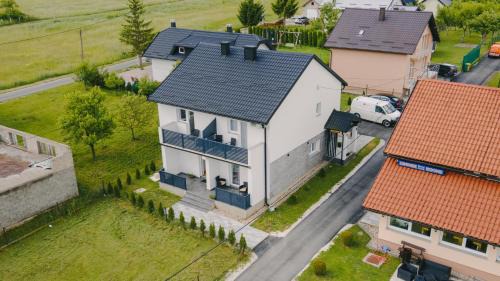 Apartments and rooms with parking space Korenica, Plitvice - 24421
