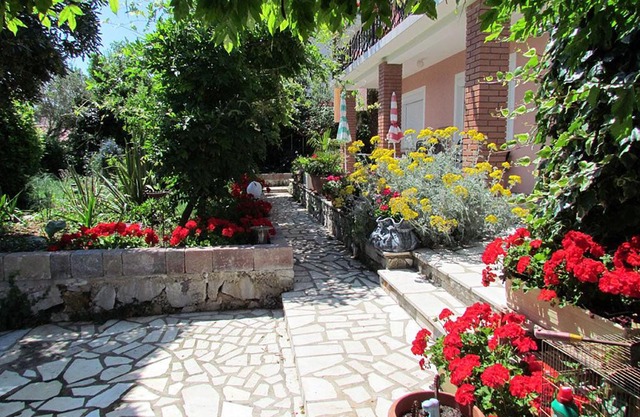 Apartments Bura & Jugo, Cres, without stress