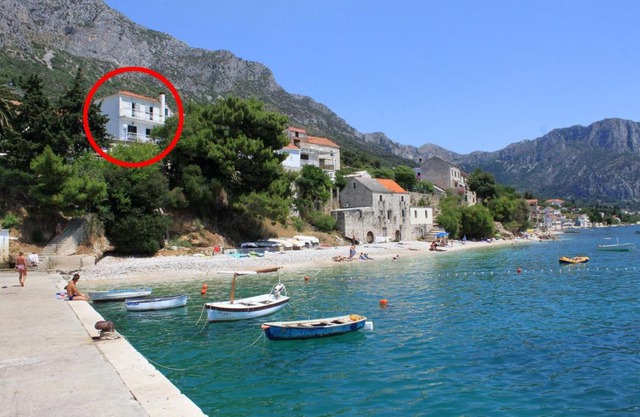 Apartments by the sea Brist, Makarska - 505