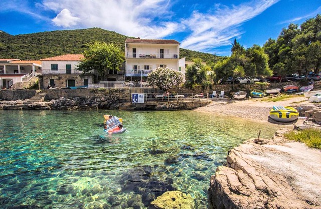 Apartments by the sea Cove Zarace - Gdinj, Hvar - 2047