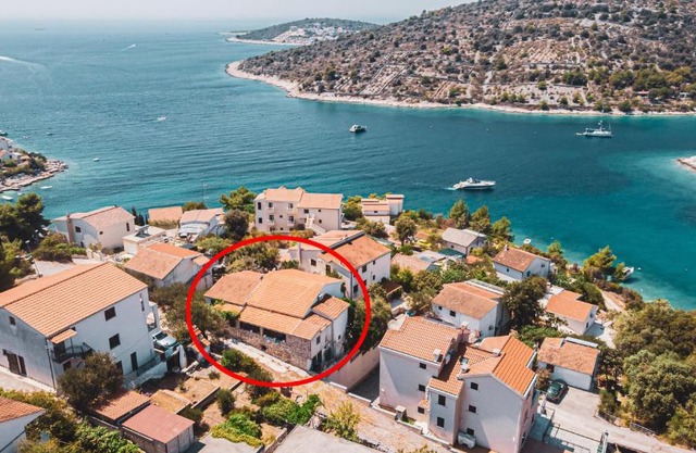 Apartments by the sea Sevid, Trogir - 18745