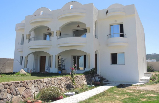 Apartamentos junto al mar