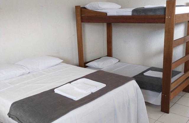 Apartments for rent by daily or monthly fee.