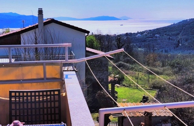 Apartments Dora (117081-A1) - Brseč