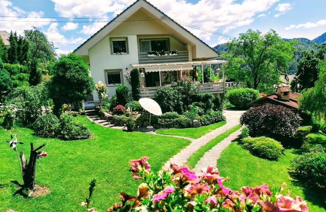 Apartments Green Paradise