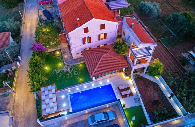 Apartments Guc
