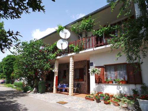 Apartments in Karlobag - Velebit Riviera 17083