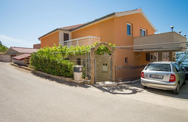 Apartments Ivica & Marica