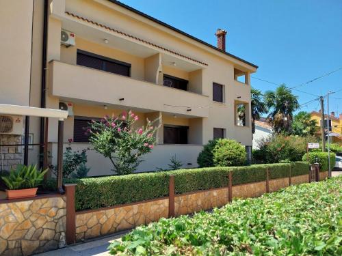 Apartments Josip