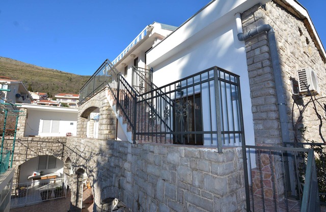 Apartments Jovana