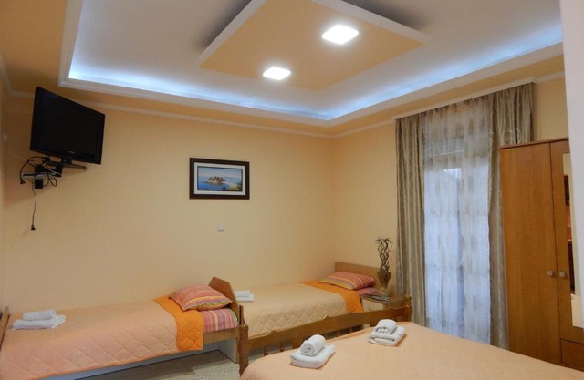 Apartments Klakor
