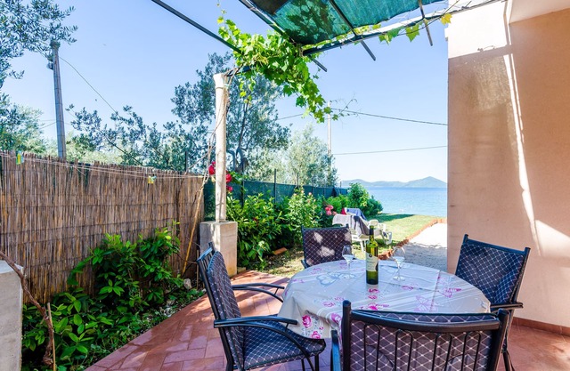 Apartamentos Kola's Mill - Apartamento de un dormitorio con terraza y vista al mar (A2)