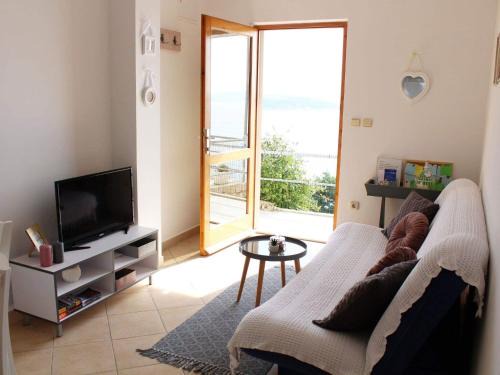 Apartments Lovro - One Bedroom Apartment with Terrace and Sea View 2