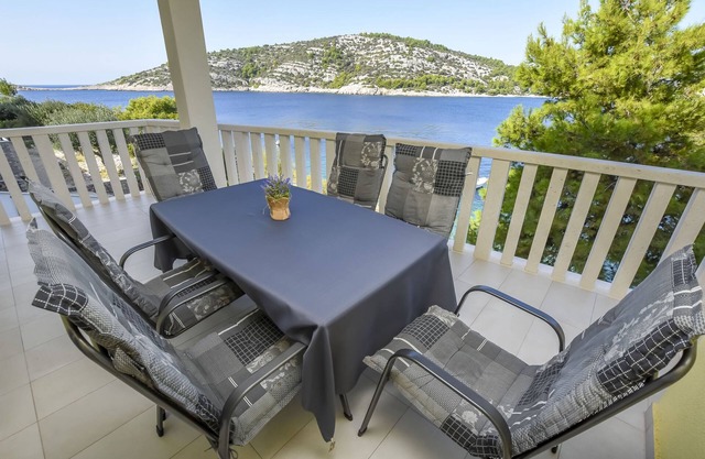Apartamentos Maja (57511-A3) - Razanj