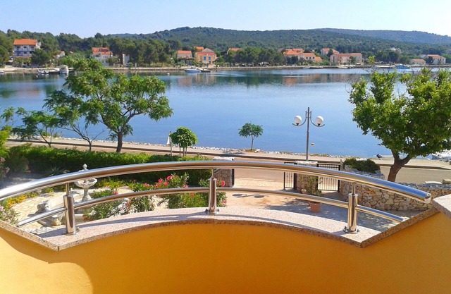 Apartments Marijan, (16162), Veli Rat, Croatia