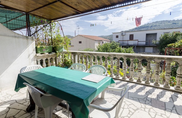 Apartamentos Miodrag (12831-A1) - Rogoznica