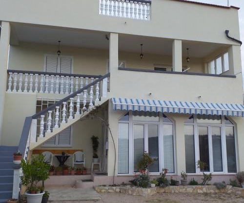 Apartments Mira