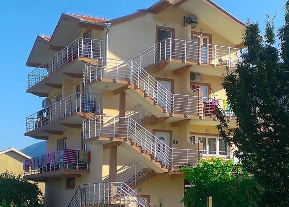 Apartments Nedovic-Jaz