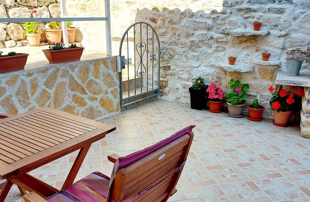 Apartments Nona 2