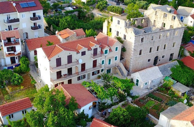 Apartments Paloc