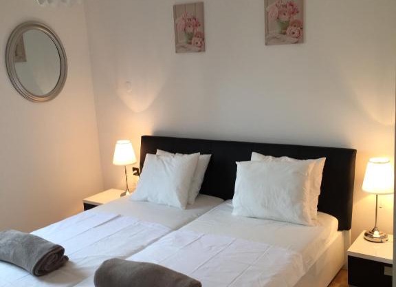 Apartments Papalinna By Moro