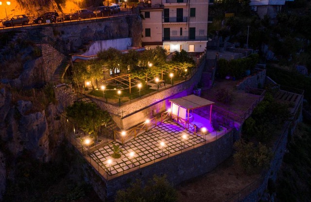 Apartments PARADISE GARDEN Holiday House