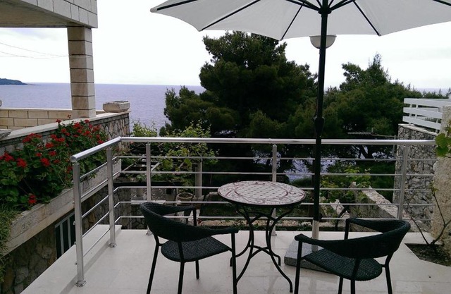 Apartments & Rooms Katarina