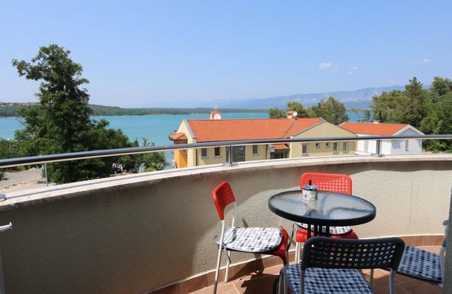 Apartments Sucic Iva i Tea (86111-A4) - Soline - Isla de Krk