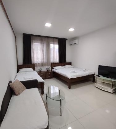 Apartments S&S