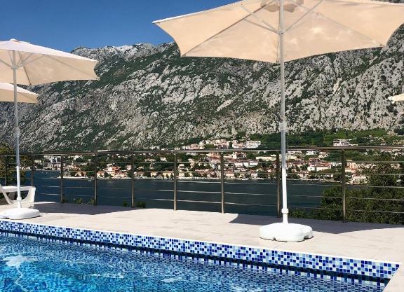 Apartments Seaview Estate Radovic