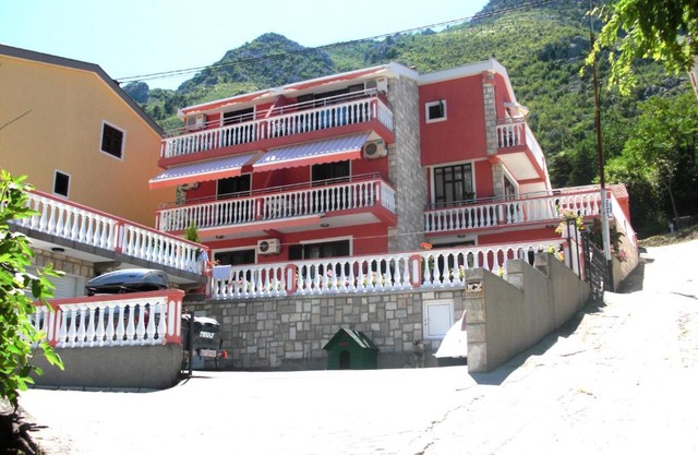 Apartments Simun