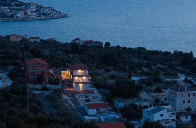 Apartments Sucic