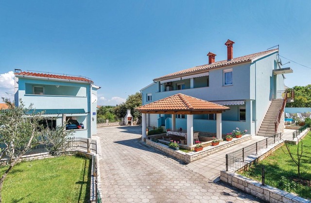 Apartments Tanja 100