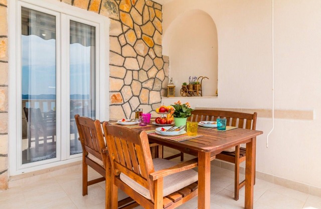 Apartments Hidden gem (11248-A1) - Bogomolje