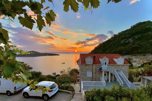 Apartments with parking space Sobra, Mljet - 4926