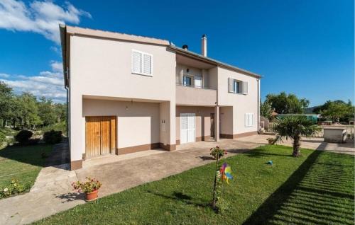 Apartments with parking space Radasinovci, Biograd - 24870